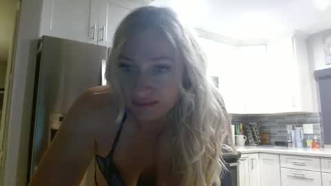 i am a naughty jedi knight online show from 04/19/26, 01:21