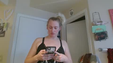 i am a naughty jedi knight online show from 05/26/26, 12:39