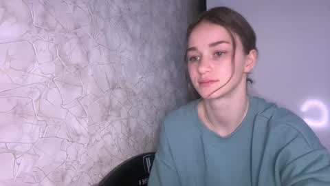 Kate online show from 03/17/26, 08:12