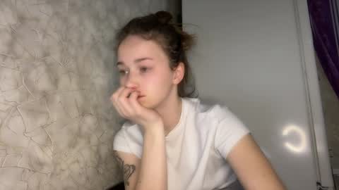 Snapshot of bralkissy chatting on 04/09/26, 06:13 Kate online show from 04/09/26, 06:13