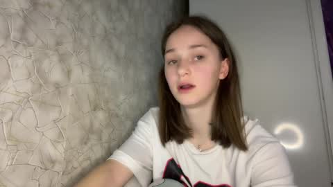 Snapshot of bralkissy chatting on 04/11/26, 04:55 Kate online show from 04/11/26, 04:55