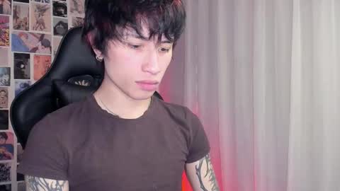 Snapshot of brand741 chatting on 10/20/25, 06:25 Brand online show from 10/20/25, 06:25