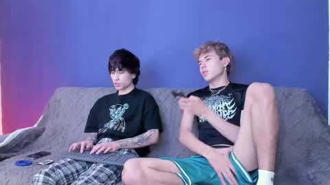 Snapshot of brand741 chatting on 11/20/25, 06:24 Brand online show from 11/20/25, 06:24