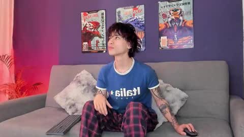 Snapshot of brand741 chatting on 11/30/25, 06:17 Brand online show from 11/30/25, 06:17