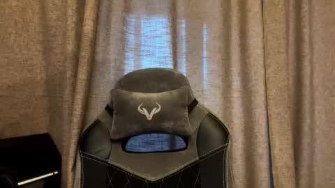 Snapshot of brandamatteson chatting on 10/29/25, 01:13 Alice online show from 10/29/25, 01:13