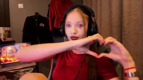 Snapshot of brandamatteson chatting on 11/01/25, 01:24 Alice online show from 11/01/25, 01:24