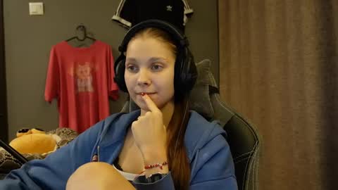 Snapshot of brandamatteson chatting on 11/19/25, 03:34 Alice online show from 11/19/25, 03:34