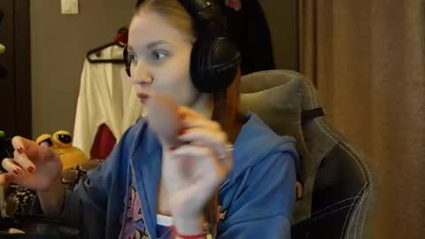 Snapshot of brandamatteson chatting on 11/21/25, 03:54 Alice online show from 11/21/25, 03:54