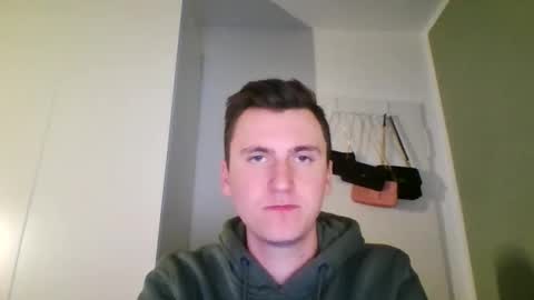 Snapshot of brandinator__cb chatting on 11/16/25, 01:44 brandinator__cb online show from 11/16/25, 01:44