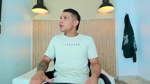 Snapshot of brandon_mercuri chatting on 05/19/26, 12:44 BRANDON online show from 05/19/26, 12:44