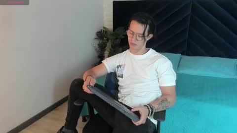 Snapshot of brandon_starkk chatting on 03/22/26, 11:57 brandon_starkk online show from 03/22/26, 11:57