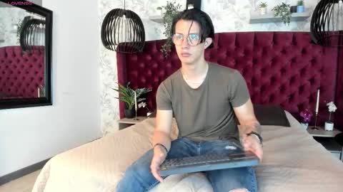Snapshot of brandon_starkk chatting on 03/24/26, 11:48 brandon_starkk online show from 03/24/26, 11:48