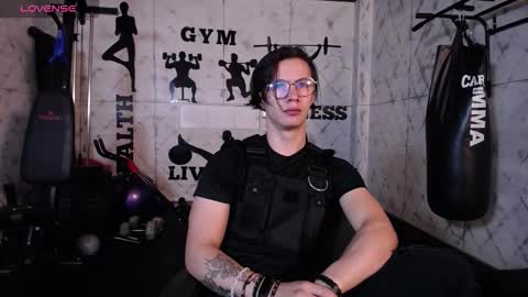 Snapshot of brandon_starkk chatting on 03/29/26, 11:43 brandon_starkk online show from 03/29/26, 11:43