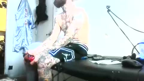 Snapshot of brandonchampagne7 chatting on 11/22/25, 10:14 brandonchampagne7 online show from 11/22/25, 10:14