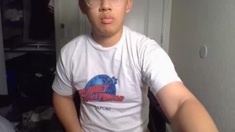 Snapshot of brandonsf1234340456 chatting on 03/22/26, 05:00 brandonsf1234340456 online show from 03/22/26, 05:00