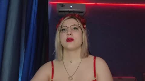 Belle  online show from 05/17/26, 11:28