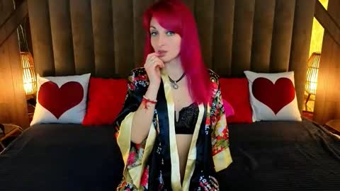 Brandybloomm online show from 03/10/26, 08:25