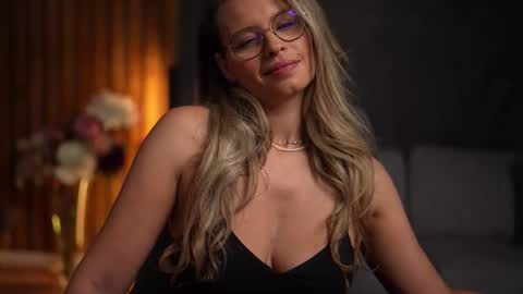 Alex online show from 10/14/25, 04:13