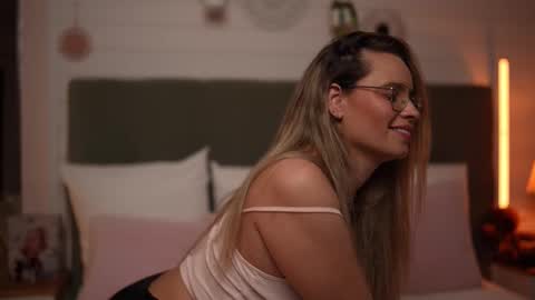 Snapshot of brandywhite chatting on 03/04/26, 05:02 Alex online show from 03/04/26, 05:02