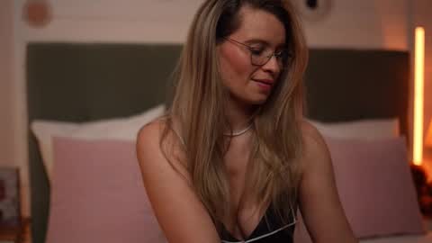 Snapshot of brandywhite chatting on 03/17/26, 04:50 Alex online show from 03/17/26, 04:50