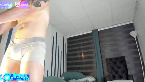 Instagram             twitter BRAN LOPEZ  online show from 01/04/25, 02:03