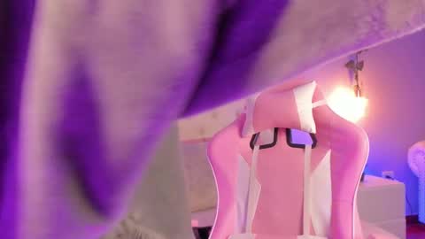   online show from 02/14/25, 12:03