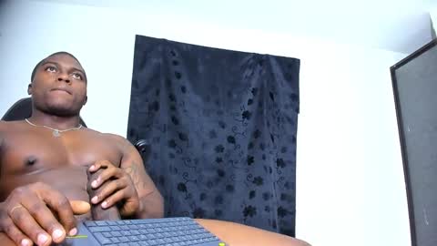 Snapshot of brant_garcia chatting on 12/06/24, 09:02 Brant Garcia online show from 12/06/24, 09:02