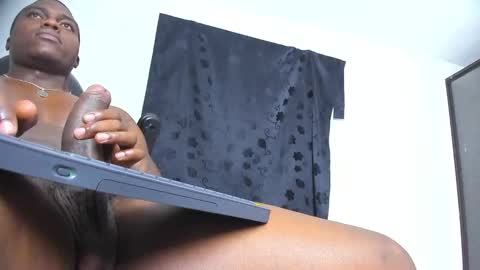 Snapshot of brant_garcia chatting on 12/14/24, 07:46 Brant Garcia online show from 12/14/24, 07:46