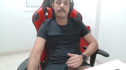 Snapshot of brasilianonca chatting on 05/09/26, 03:01 brasilianonca online show from 05/09/26, 03:01