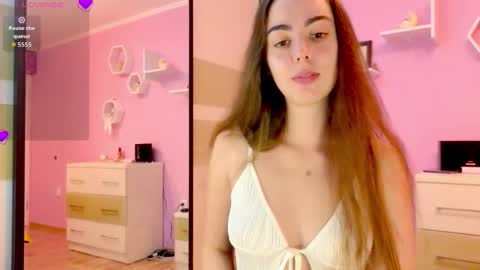 Annie online show from 10/16/25, 05:25