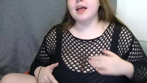 Snapshot of brattyprincess_emma chatting on 04/14/26, 06:47 Emma online show from 04/14/26, 06:47
