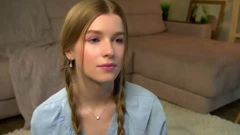 Snapshot of brave_journey chatting on 03/06/25, 05:00 Eli online show from 03/06/25, 05:00