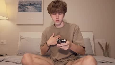 Snapshot of braxiboy chatting on 11/08/25, 11:32 Brax online show from 11/08/25, 11:32