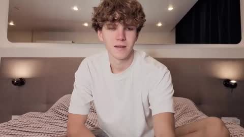 Snapshot of braxiboy chatting on 01/18/26, 04:11 Brax online show from 01/18/26, 04:11