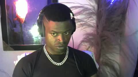 Snapshot of brayan1111x chatting on 11/29/25, 01:03 brayan1111x online show from 11/29/25, 01:03