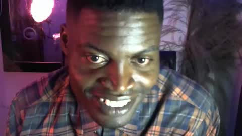 Snapshot of brayan1111x chatting on 12/22/25, 04:42 brayan1111x online show from 12/22/25, 04:42