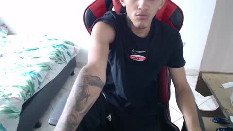 Snapshot of brayan_chevignon chatting on 11/27/25, 08:33 brayan_chevignon online show from 11/27/25, 08:33