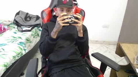 Snapshot of brayan_chevignon chatting on 11/28/25, 11:02 brayan_chevignon online show from 11/28/25, 11:02