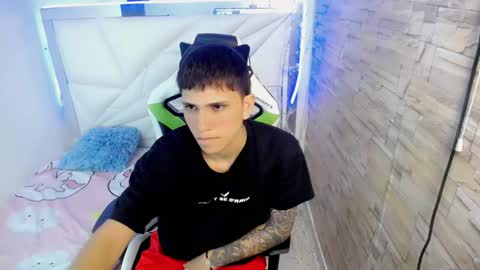 BRAYAN online show from 01/18/25, 01:08