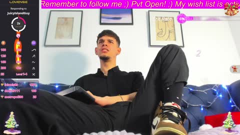 Snapshot of brayhambrown chatting on 12/15/24, 02:41 brayhambrown online show from 12/15/24, 02:41