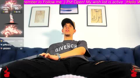 Snapshot of brayhambrown chatting on 01/25/25, 06:45 brayhambrown online show from 01/25/25, 06:45