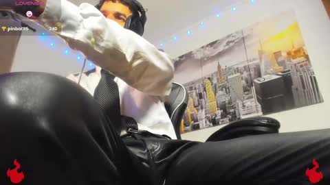 Snapshot of brayhambrown chatting on 09/13/25, 06:35 brayhambrown online show from 09/13/25, 06:35