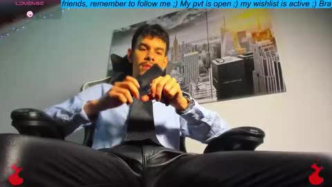 Snapshot of brayhambrown chatting on 11/13/25, 02:32 brayhambrown online show from 11/13/25, 02:32