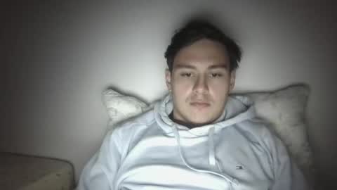 Snapshot of brazilboy2026 chatting on 11/27/25, 08:33 brazilboy2026 online show from 11/27/25, 08:33