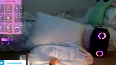 Snapshot of braziliancheeks chatting on 12/27/24, 04:10 braziliancheeks online show from 12/27/24, 04:10