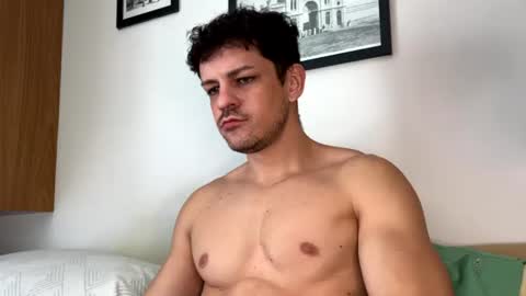 Snapshot of braziliangoodboy chatting on 06/16/26, 02:30 braziliangoodboy online show from 06/16/26, 02:30