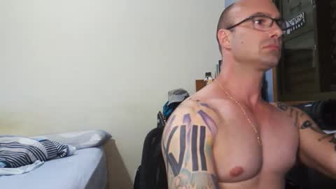 Snapshot of braziliannakedguy chatting on 12/31/24, 07:40 Fabio online show from 12/31/24, 07:40