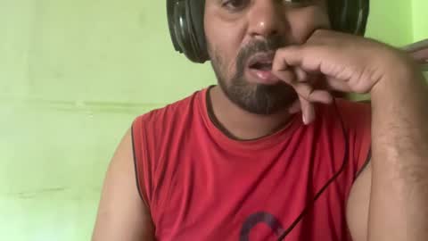 Snapshot of brazzerslover chatting on 01/29/25, 09:44 dont tell me u like to see me if you cant follow me online show from 01/29/25, 09:44