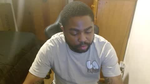 Snapshot of breadw1nnah chatting on 09/22/25, 03:41 Breadw1nnah online show from 09/22/25, 03:41