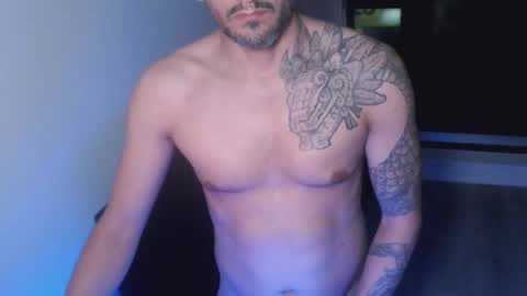 Snapshot of break_dusk chatting on 05/17/26, 01:36 break_dusk online show from 05/17/26, 01:36